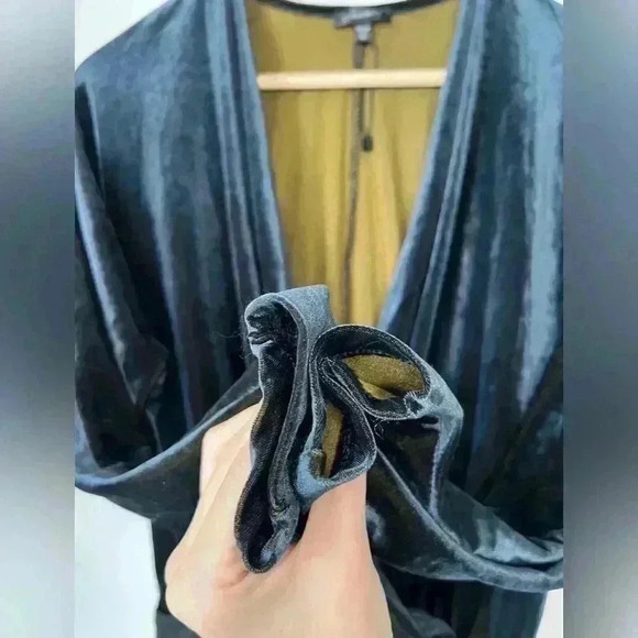 Dynamite Blue Velvet Bodysuit Vampire Core Goth Dark Academia Whimsigoth XXS - Picture 5 of 9